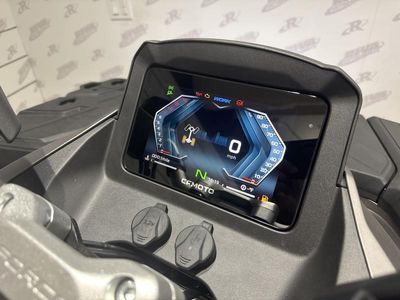 2026 CFMOTO CFORCE 1000 Touring - Photo 9