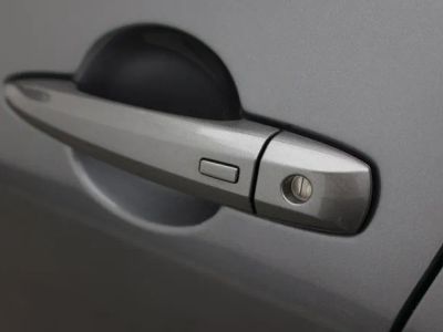 2021 Nissan Sentra — photo 9 view