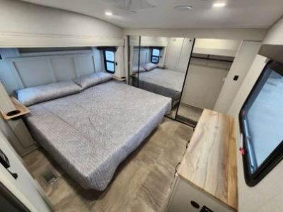 2025 Coachmen Chaparral - Photo 49
