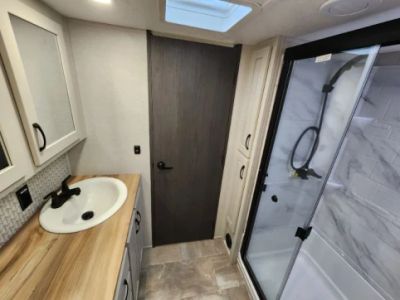 2025 Coachmen Chaparral - Photo 41