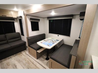 2025 Gulf Stream RV Friendship - Photo 15