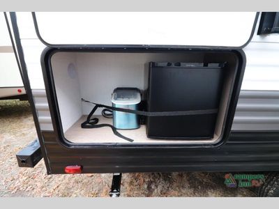 2025 Gulf Stream RV Friendship - Photo 11