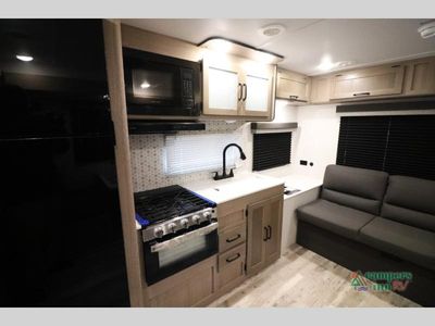 2025 Gulf Stream RV Friendship - Photo 16