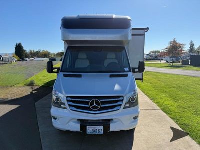 2018 Tiffin Motorhomes Wayfarer - Photo 3
