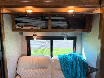 2018 Tiffin Motorhomes Wayfarer - Photo 15