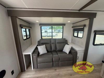 2027 Coachmen RV AMERICAN SPIRIT — photo 8 view