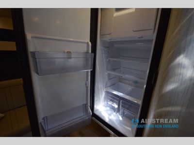 2024 Airstream Interstate - Photo 32