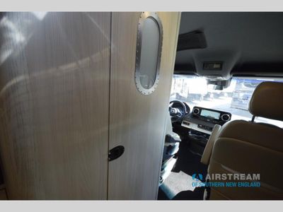 2024 Airstream Interstate - Photo 34