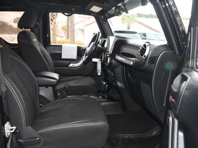 2014 Jeep Wrangler - Photo 17