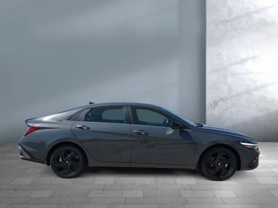 2026 Hyundai Elantra — photo 7 view