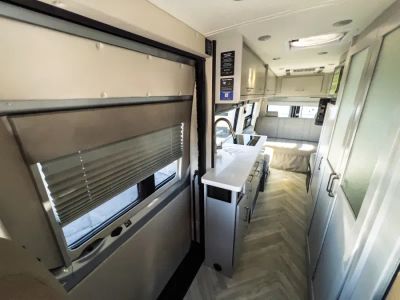 2025 Coachmen GALLERIA LI3 — photo 11 view