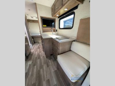 2024 Tiffin Motorhomes Wayfarer RLW - Photo 8