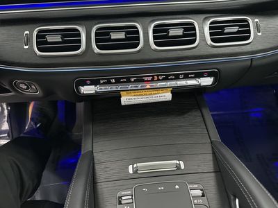 2026 Mercedes-Benz GLE - Photo 18