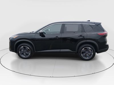 2025 Nissan Rogue - Photo 4