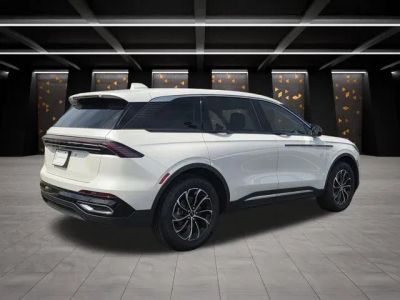 2026 Lincoln Nautilus - Photo 4