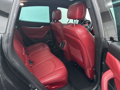 2022 Maserati Levante - Photo 22