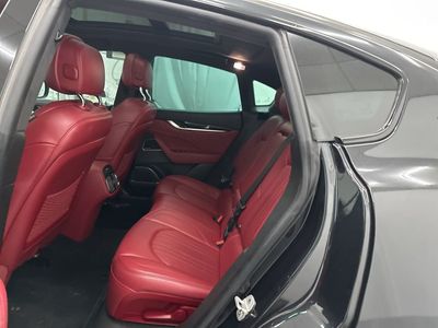 2022 Maserati Levante - Photo 21
