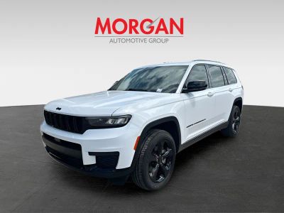 2023 Jeep Grand Cherokee L — interior view