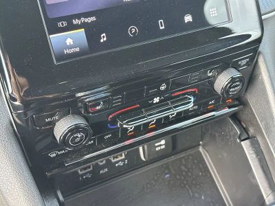 2023 Jeep Grand Cherokee L — photo 16 view