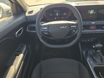 2026 Kia K4 — photo 13 view