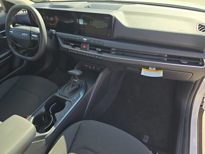 2026 Kia K4 — photo 11 view