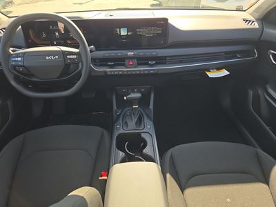 2026 Kia K4 — photo 12 view