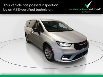 2024 Chrysler Pacifica Touring L FWD — front three-quarter view