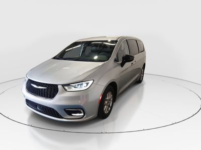 2024 Chrysler Pacifica — rear three-quarter view