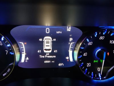 2024 Chrysler Pacifica — photo 14 view
