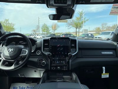 2026 RAM 1500 - Photo 3