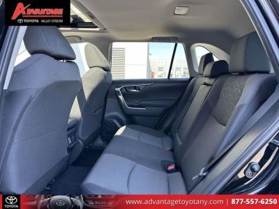 2024 Toyota RAV4 Hybrid - Photo 14