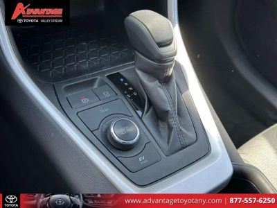2024 Toyota RAV4 Hybrid - Photo 38
