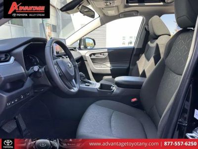 2024 Toyota RAV4 Hybrid - Photo 19