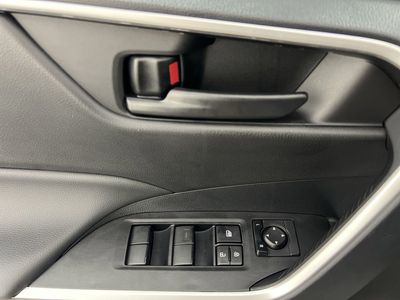 2024 Toyota RAV4 - Photo 14