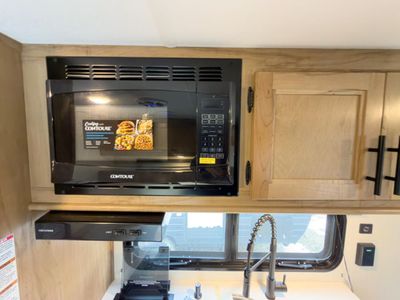 2024 Forest River RV Cherokee Wolf Pup Black Label - Photo 19