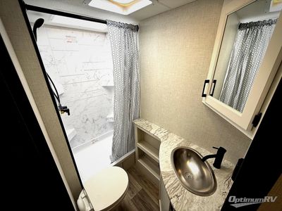 2026 Venture RV Stratus - Photo 18