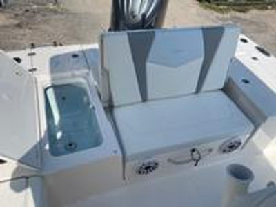 2025 Robalo 246 Cayman - Photo 11