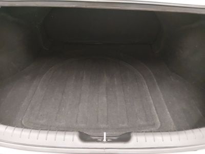 2024 Hyundai Elantra — photo 11 view