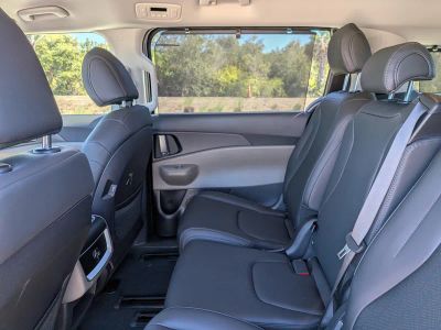 2026 Kia Carnival — photo 16 view
