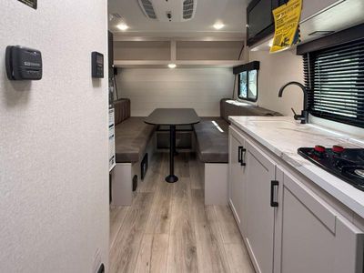 2026 Jayco Jay Feather Air SL - Photo 6