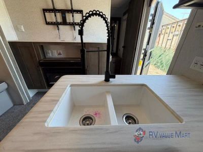 2022 Forest River RV Salem - Photo 18