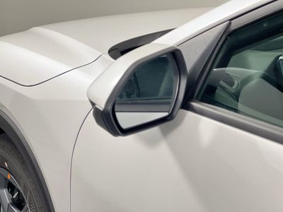 2025 Kia K4 - Photo 11