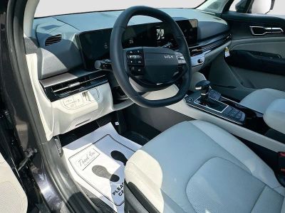 2026 Kia Sportage — photo 9 view