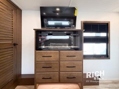 2026 Keystone Montana - Photo 23