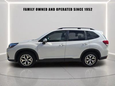 2020 Subaru Forester — detail view