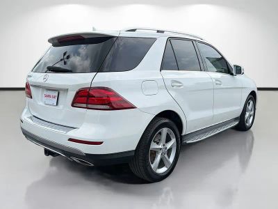 2017 Mercedes-Benz GLE — rear three-quarter view
