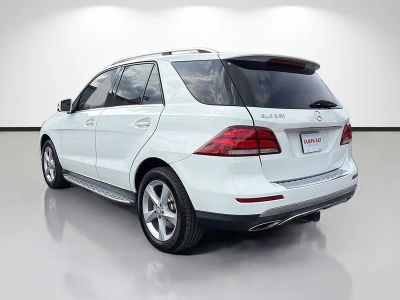 2017 Mercedes-Benz GLE — detail view
