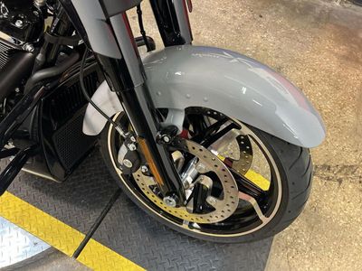 2025 Harley-Davidson FLHX - Street Glide — photo 12 view