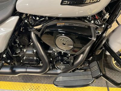 2025 Harley-Davidson FLHX - Street Glide — photo 13 view