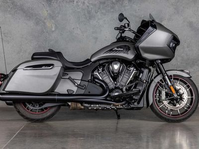 2023 Indian Motorcycle Challenger Dark Horse Titanium Smoke - Photo 3